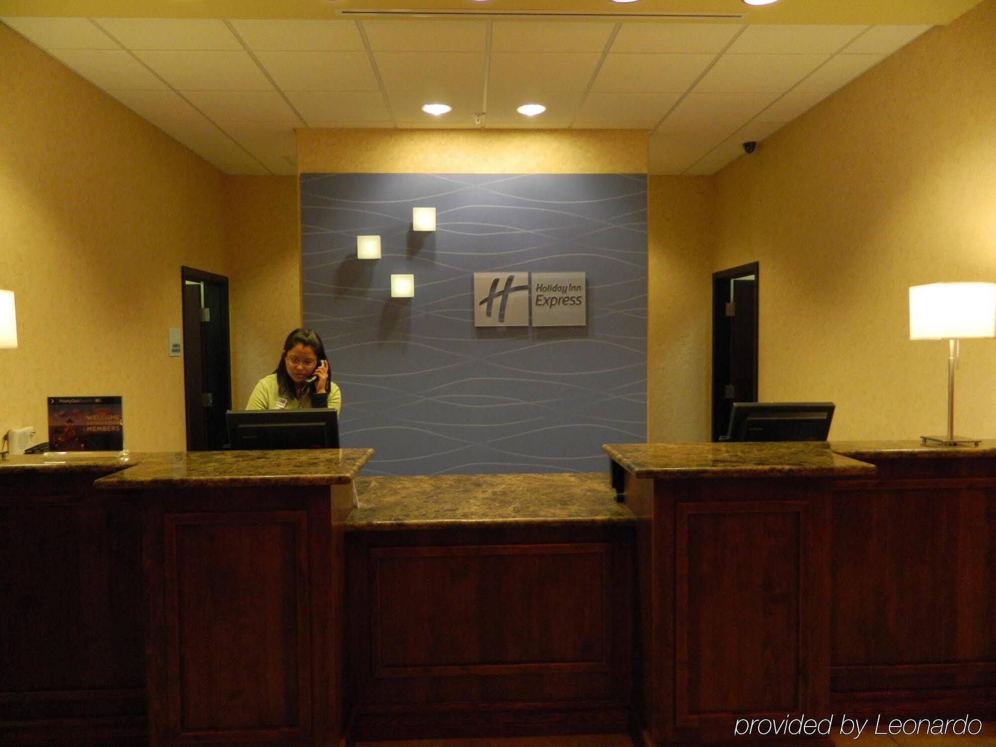 Holiday Inn Express & Suites Gallup East By Ihg Exterior foto